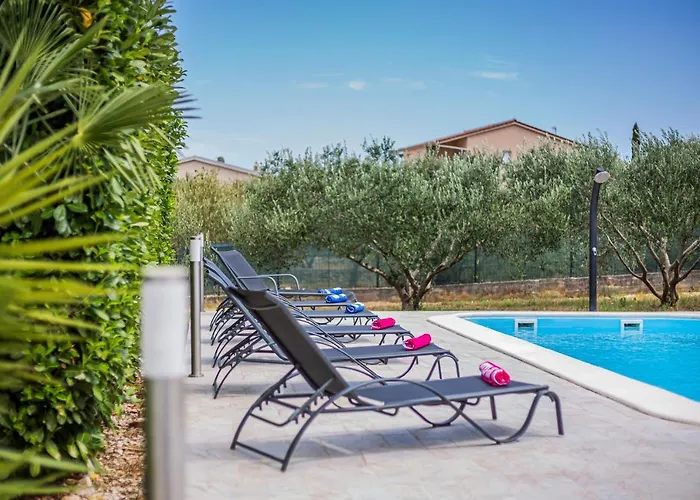 Rozarija Трогір