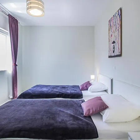 Rozarija * تروغير